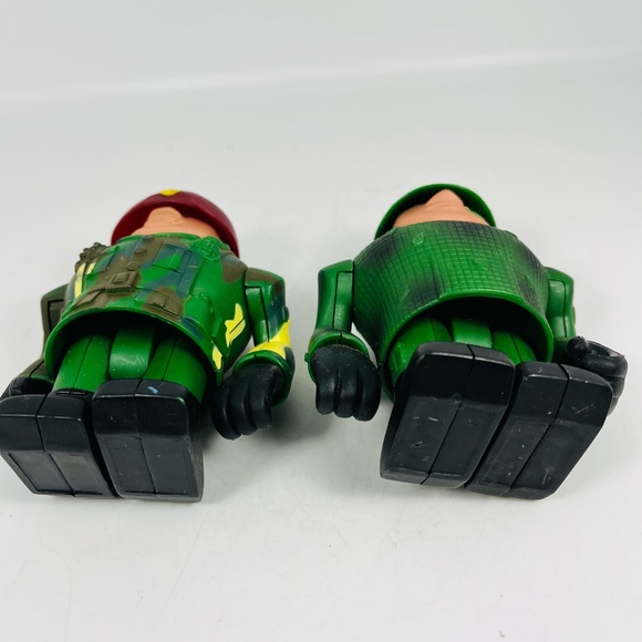 World Peacekeepers Army Action Figures Combat Controller And Sniper Quepy World - Picture 8 of 9